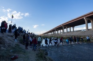 Illegal Aliens Migrants Texas Border