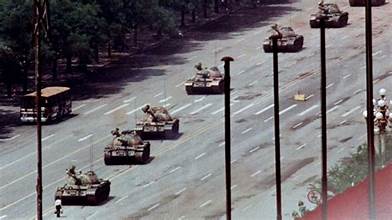 TiananmenSquareTanks